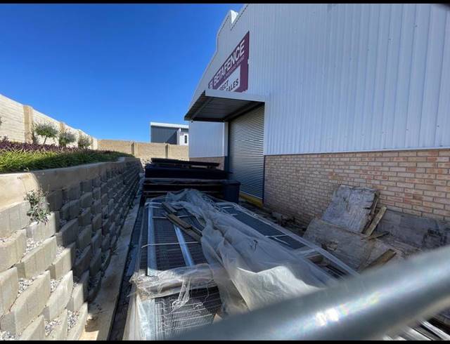 INDUSTRIAL PROPERTY TO RENT IN KNOPPIESLAAGTE